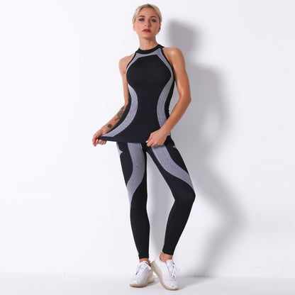 Seamless Knitted Sexy Striped Moisture Wicking Yoga Suit