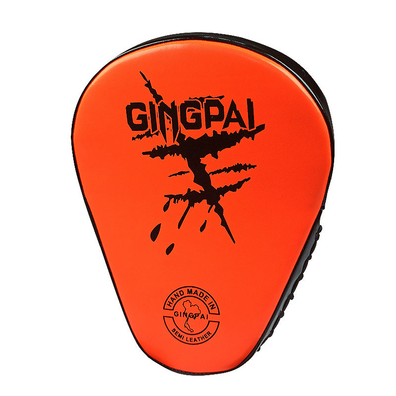 Muay Thai Sanda Slagdyna – för träning av både barn och vuxna