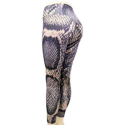 Trendy yoga tights with snake pattern and perfect fit