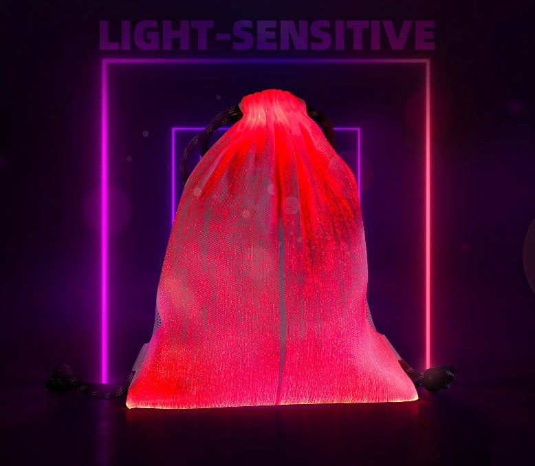 LED-ryggsäck i fiberoptik – med 11 ljuslägen