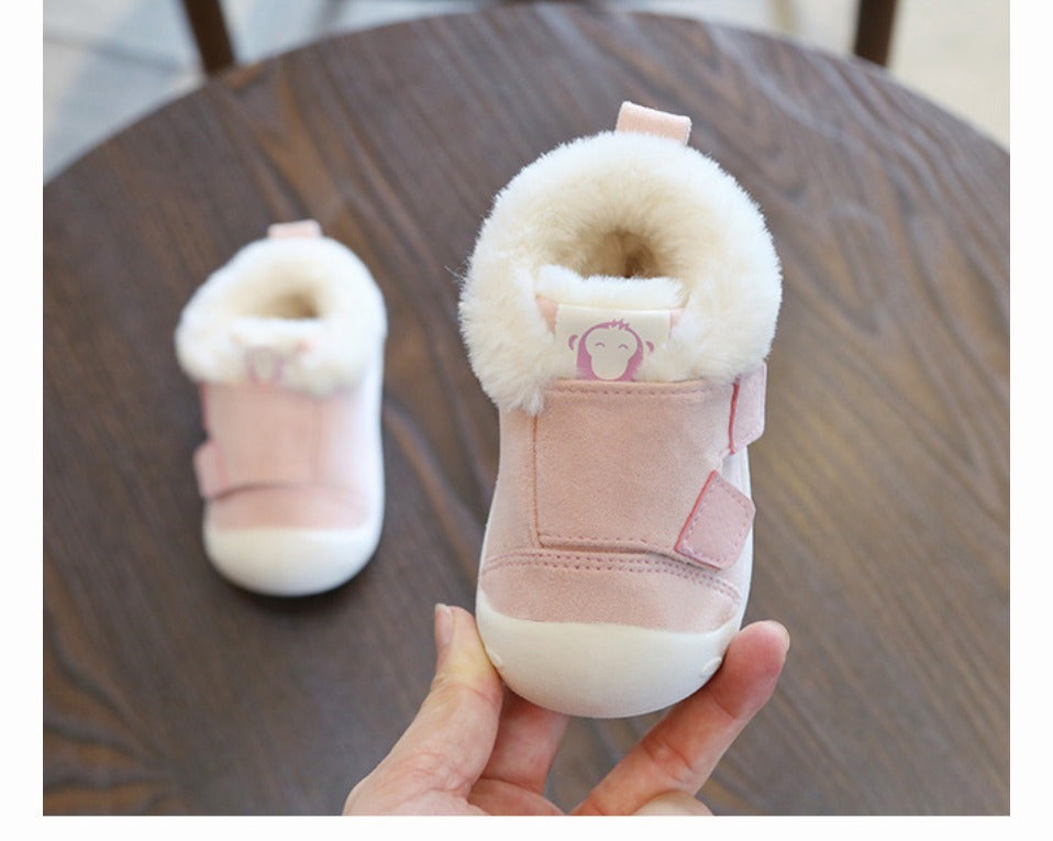 Winter slippers for toddlers – warm and non-slip velvet shoes