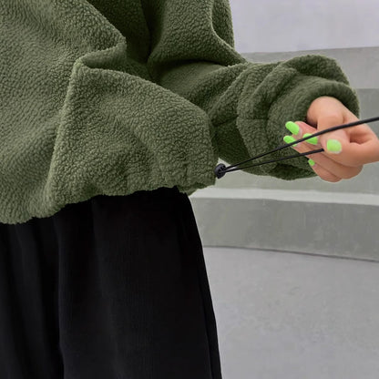 Grön fleece jacka med lång ärm – stilren och bekväm vardagsjacka