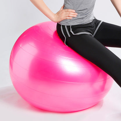 Yoga ball with pump for children and beginners - for balance, strength and core training