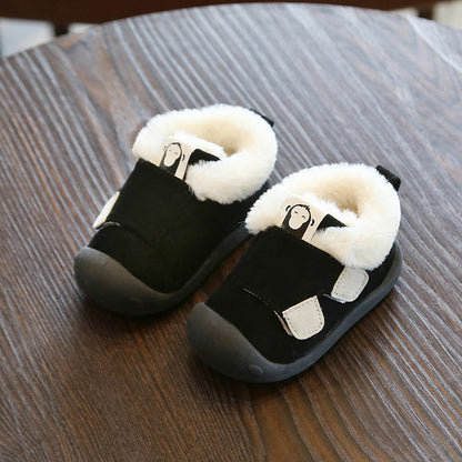 Winter slippers for toddlers – warm and non-slip velvet shoes
