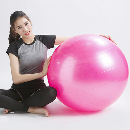 Yoga ball with pump for children and beginners - for balance, strength and core training