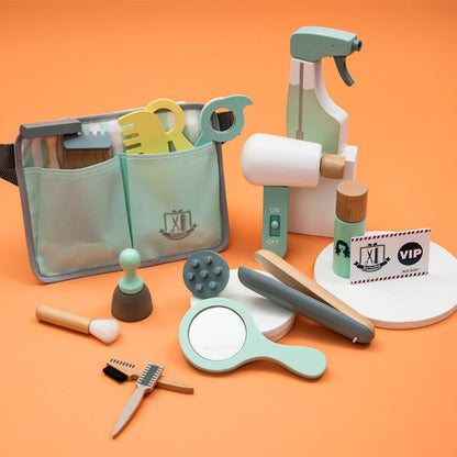 Frisörset i trä för barn – leksakssmink & hårverktyg