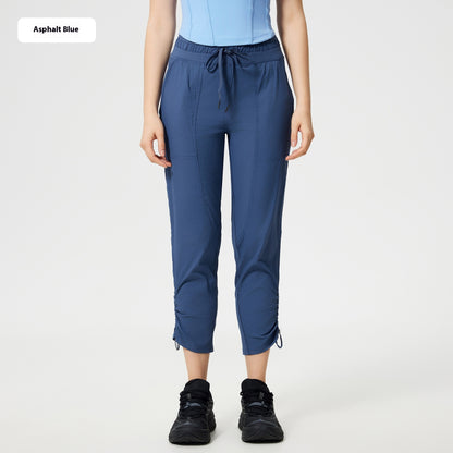 Lätta och svala träningsbyxor i cropped modell