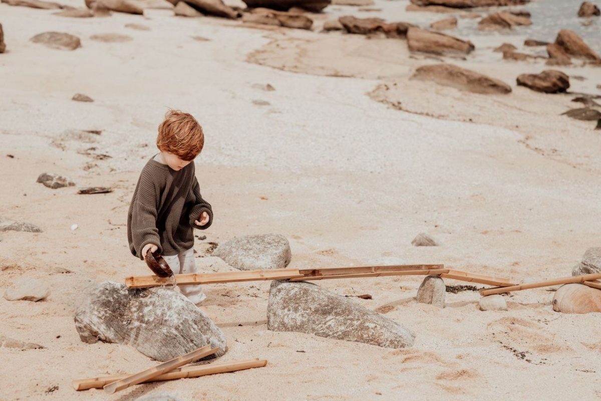 QToys Australia (USA) Bamboo Channel set of 18 pcs 