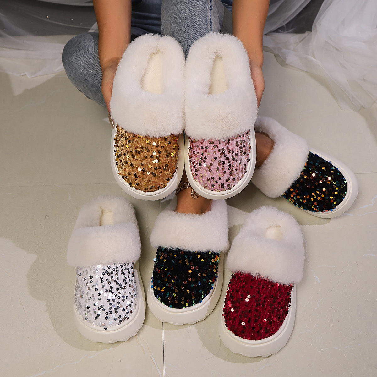 Plush Slippers with Sequins – Warm and Comfortable